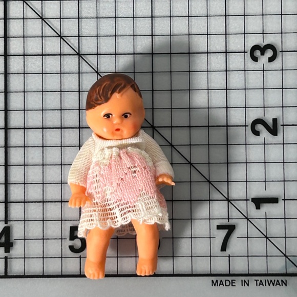 Vintage 60s Rubber German Ari Doll Small (21C) - Picture 7 of 7